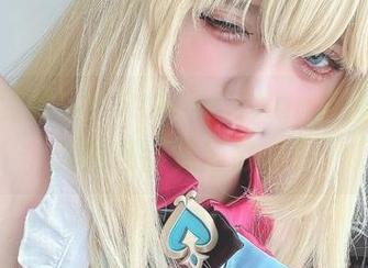 从原神到现实：Poppa Chan高清写真教你如何甜美如砂糖！